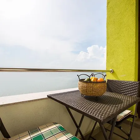 Apartment Bliss - Summerland Mamaia