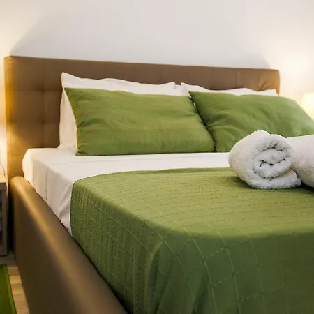 Bliss - Summerland Mamaia